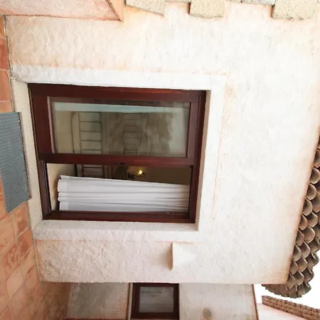 Lu Nibaru 2 T Villa