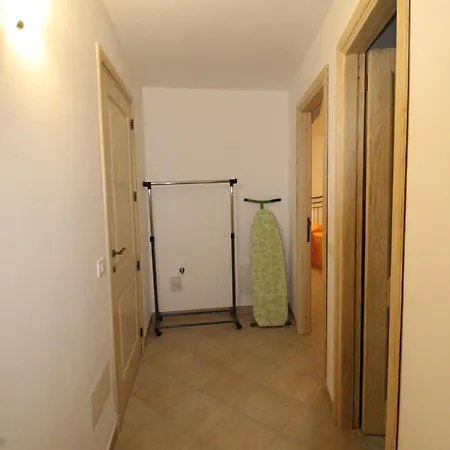 Lu Nibaru 2 T Villa